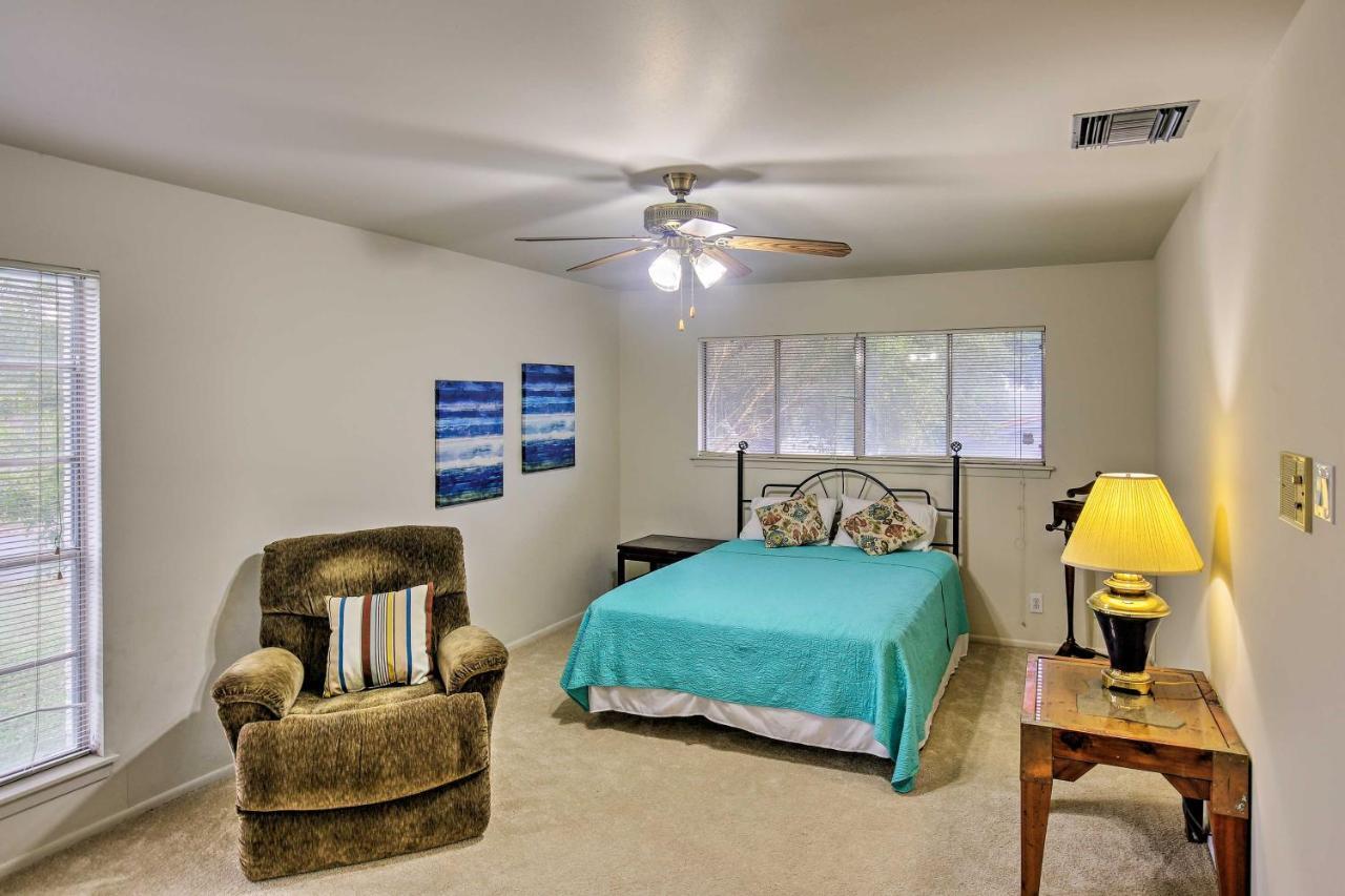 Charming San Antonio Abode About 10 Mi To River Walk! Exterior photo